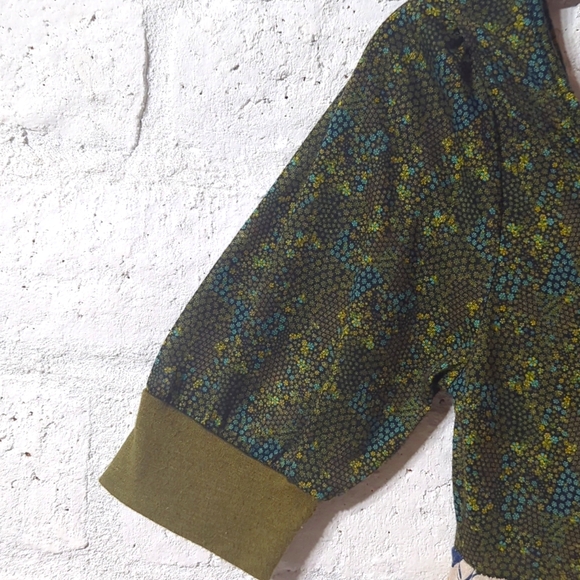 Cottagecore Daytrip Floral Top - Picture 10 of 10